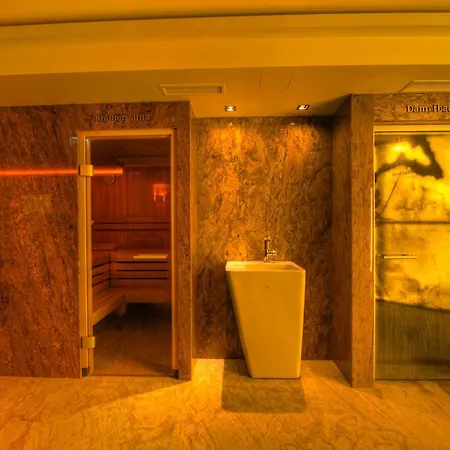 Hotel Zur Burg