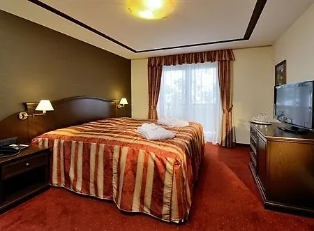 Zur Burg Hotel