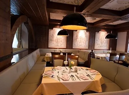 Zur Burg Hotel Kaprun