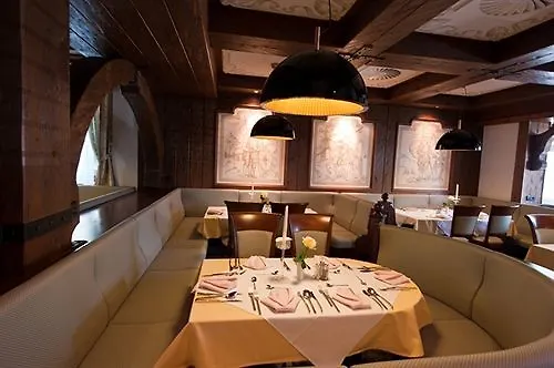 Zur Burg Hotel Kaprun